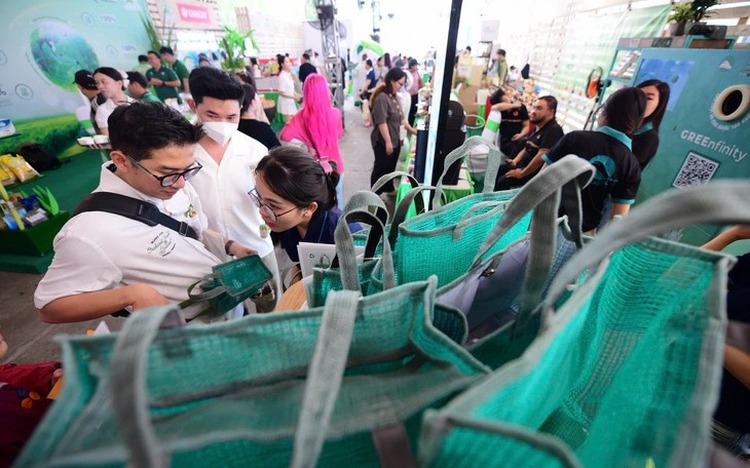 Green consumption reshapes lifestyles, fuels business competitiveness in Vietnam