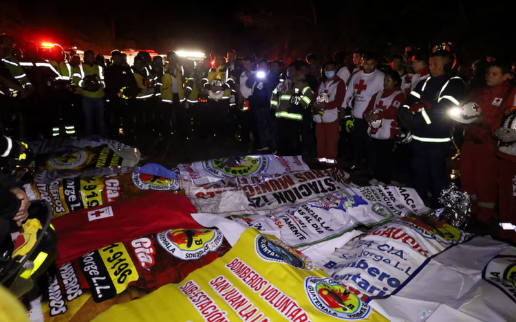 At least 15 dead, 19 injured in Guatemala bus accident
