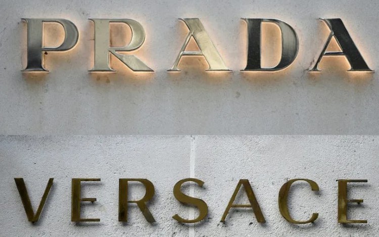 Prada to buy Versace for 1.25 bn euros to create new force in Italian fashion