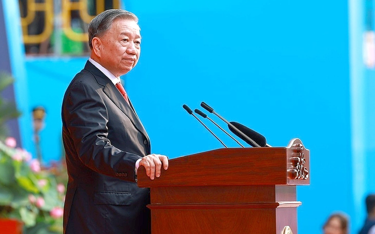 Party chief's address at national celebration of liberation of South and national reunification