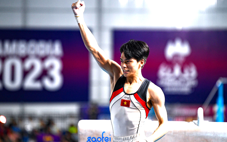 Vietnamese gymnast wins gold medal at FIG World Challenge Cup