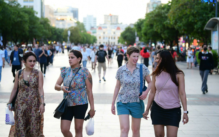 Int’l airfare seen as bottleneck of Vietnam’s tourism industry
