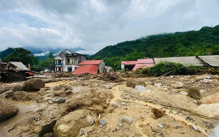 Heavy downpours forecast for northern Vietnam from Thursday