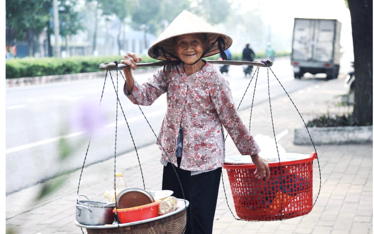 Breakfast @ Tuoi Tre News — May 19