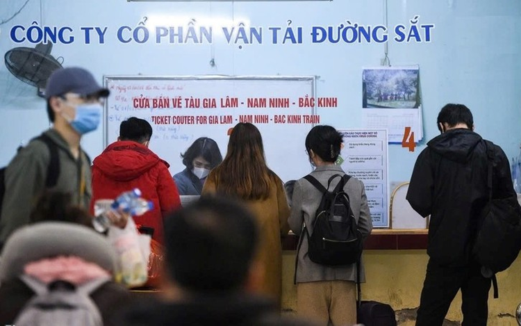 Vietnam–China passenger trains resume after five-year suspension