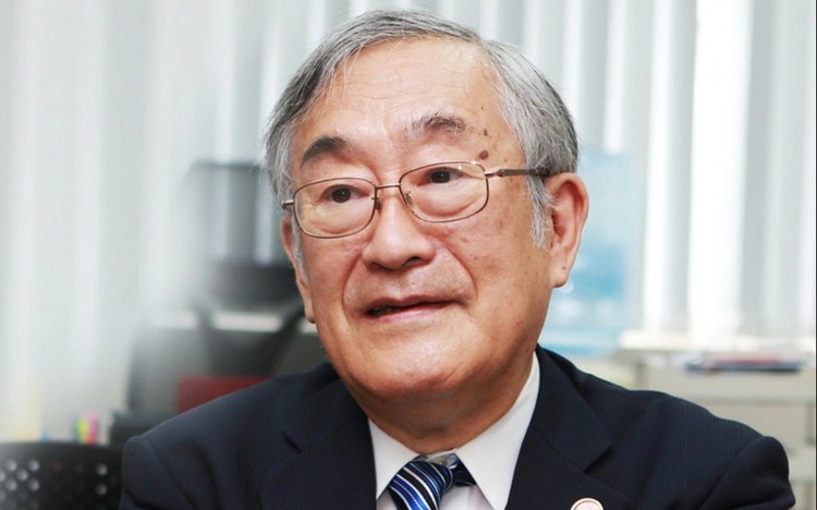 Japanese professor donates $39,000 to fund scholarships for Vietnamese students