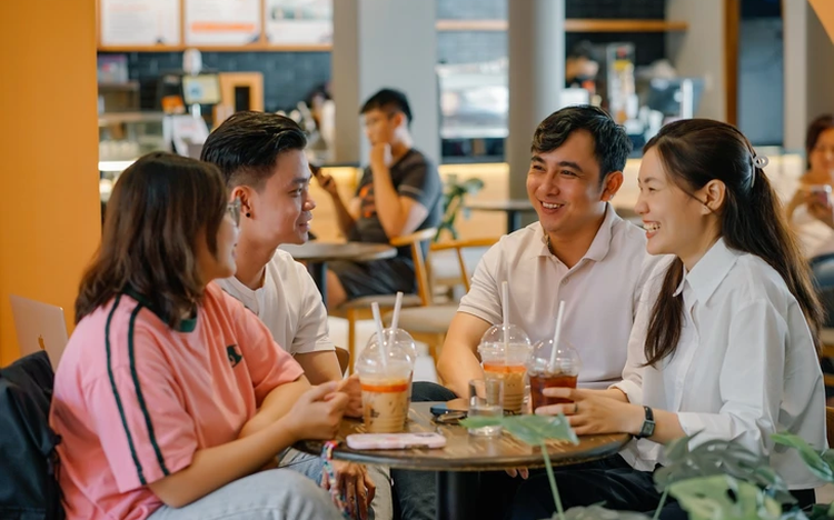 Vietnam’s coffee chain The Coffee House denies claims of covering power outlets to deter long-staying customers