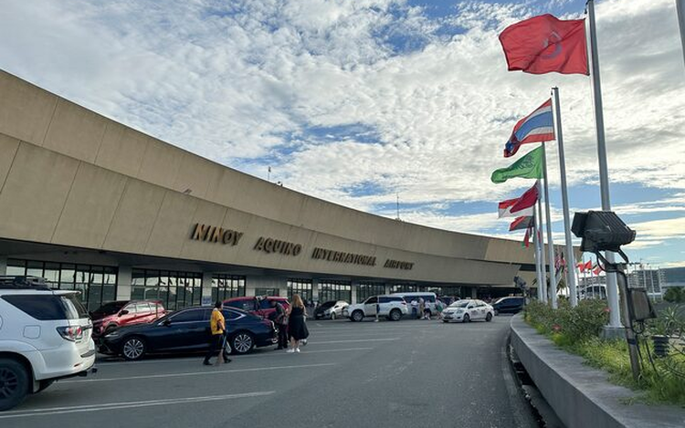 Four-year-old girl among two dead in Manila airport car crash, says Red Cross
