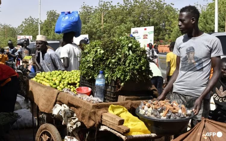 UN warns of 'unsettling' development slowdown in 2024