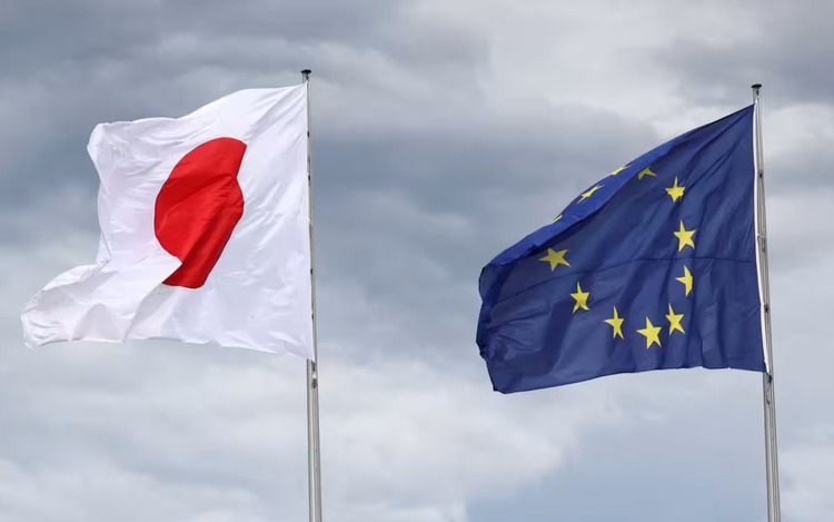 Japan, EU discuss cooperation to maintain free trade