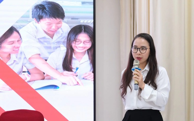 Vietnamese talents offered Singapore jobs with monthly pay up to $7,760