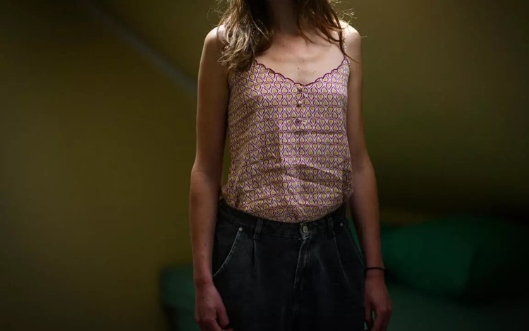 How social media can 'trigger' eating disorders in young people