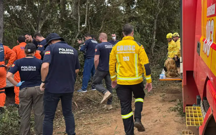 Hot-air balloon crash in Brazil kills eight people
