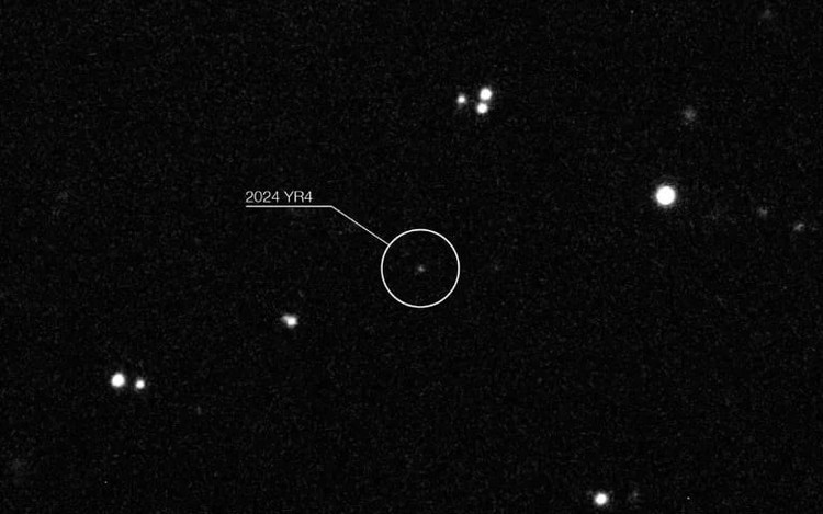 Earth's satellites at risk if asteroid smashes into Moon: study