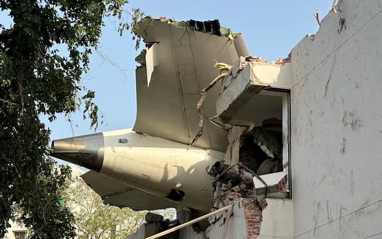 India says efforts are on to reconstruct events that caused Air India crash