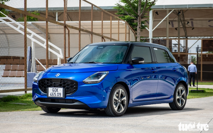 Suzuki Swift 2025 launched in Vietnam