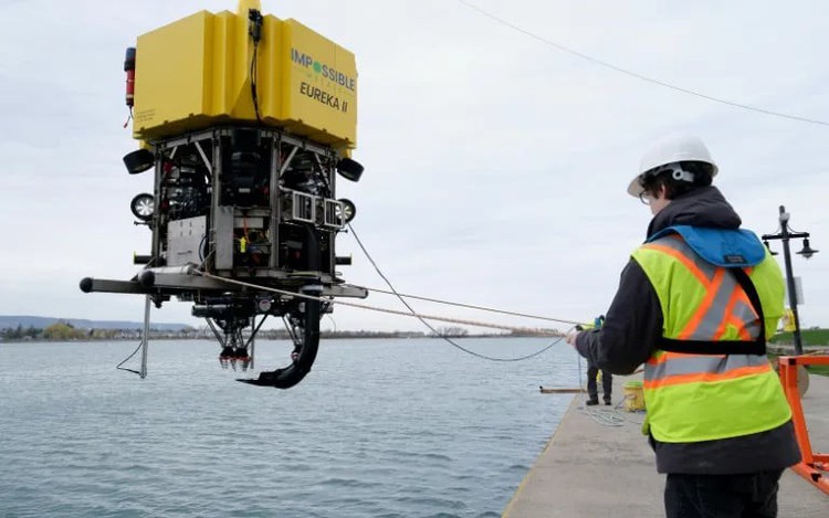 In Canada lake, robot learns to mine without disrupting marine life