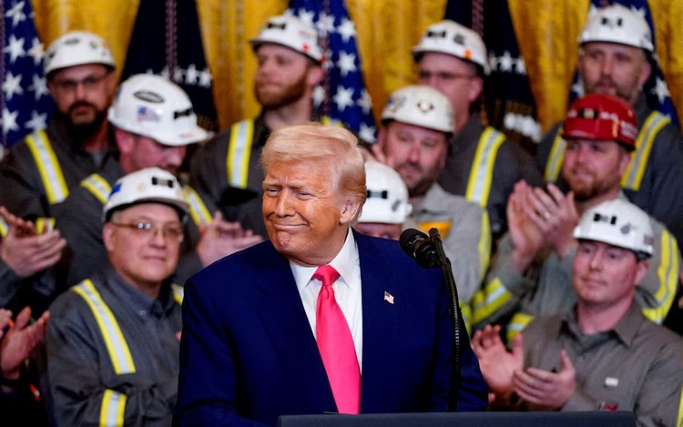 Trump administration approves coal mine expansion to boost Asia exports