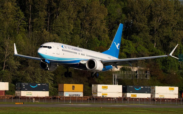 Boeing plane lands back in China for delivery as tariff war eases