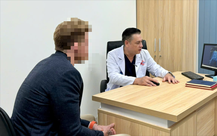 Ho Chi Minh City hospital successfully treats American businessman with 15 years of failed treatments in other countries