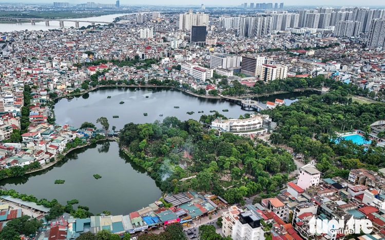 Hanoi park in severe disrepair despite years of planning, recent renaming