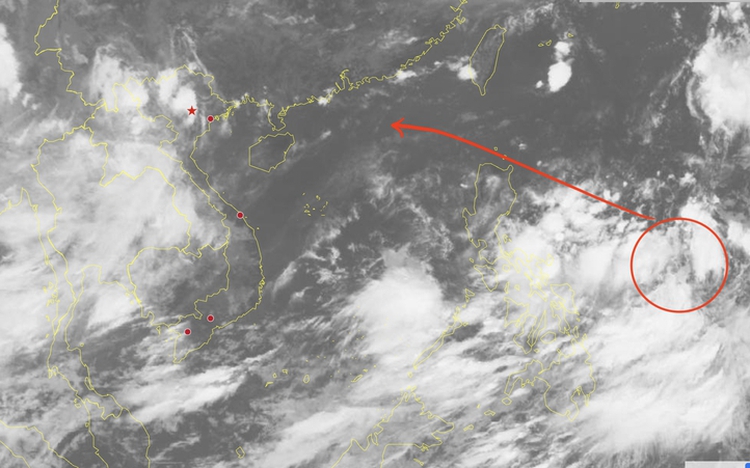 Depression likely to strengthen into 3rd storm over East Vietnam Sea this year