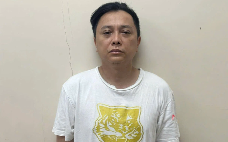Renowned Vietnamese fashion designer Nguyen Cong Tri arrested in drug scandal