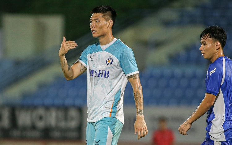 South Korean defender signs with Da Nang FC after month-long trial