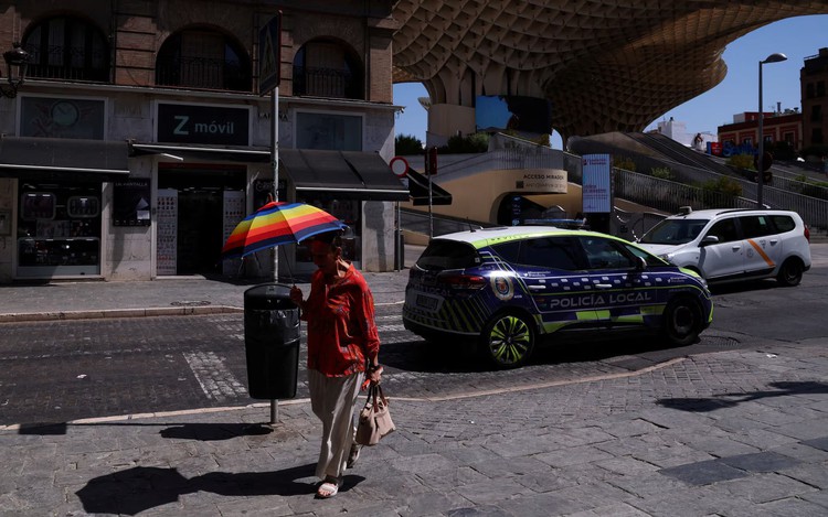 Heatwave across Europe leaves 8 dead as early summer temperatures hit records