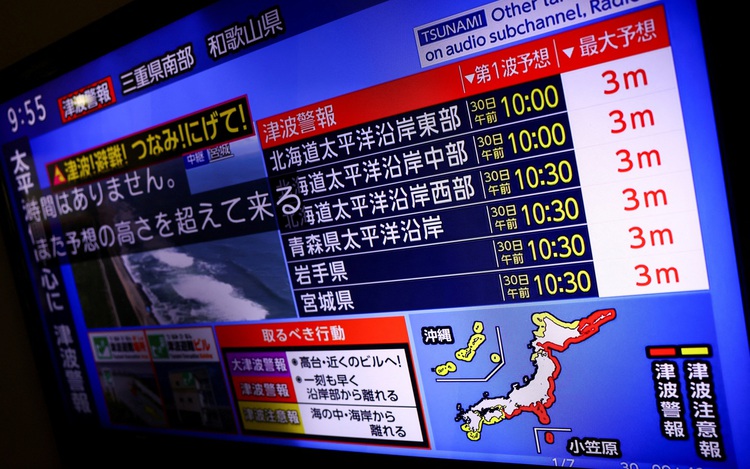 Tsunami hits Russia's Far East after powerful earthquake