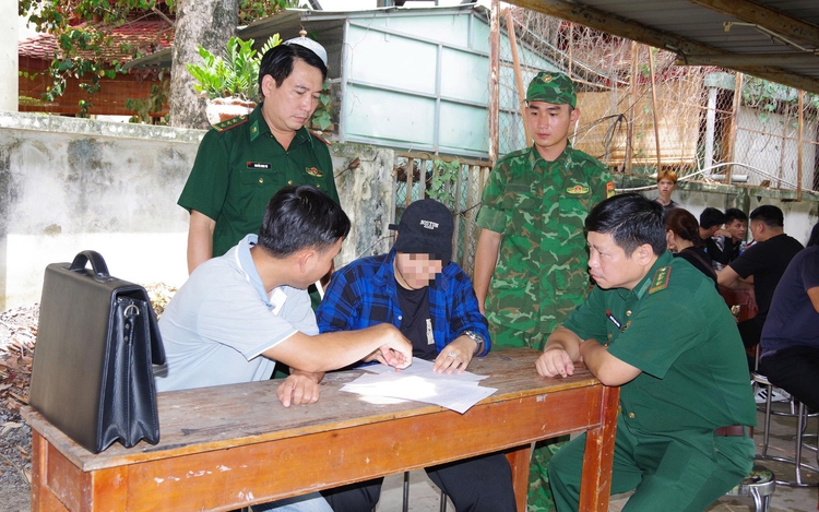 Vietnam repatriates 38 citizens from Cambodia, most linked to suspected scam operations