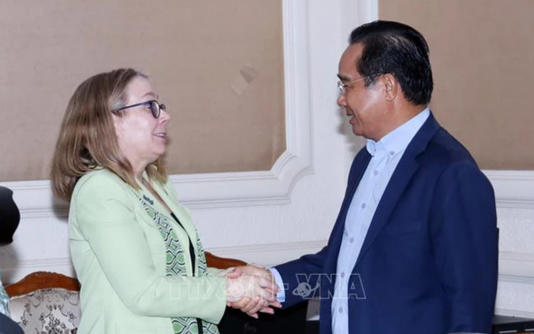 Ho Chi Minh City partners with Intel to train AI workforce