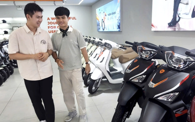 Vietnamese electric motorbike market heats up as manufacturers race to expand
