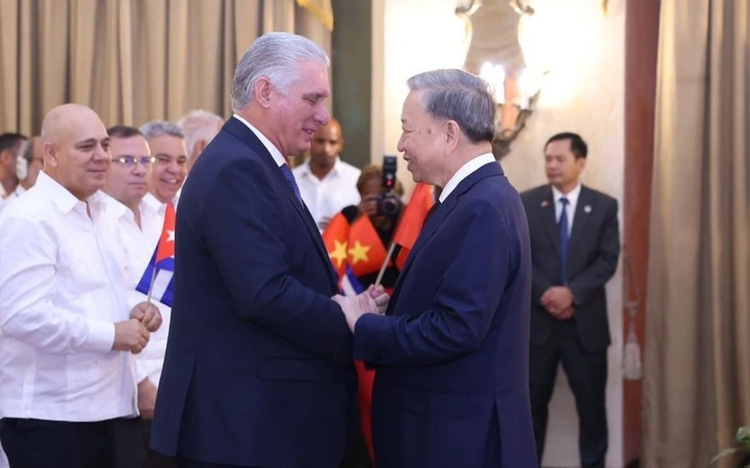 Cuban leader expresses deep gratitude for Vietnam’s support