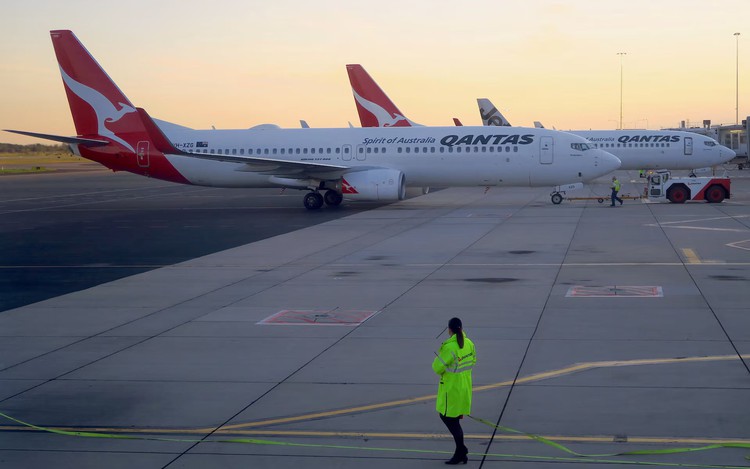 Qantas to pay record fine of $58 million for pandemic sackings criticised by judge