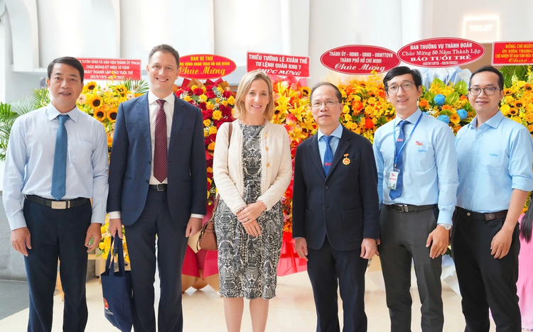 Diplomatic guests attend Tuoi Tre’s 50th anniversary celebration