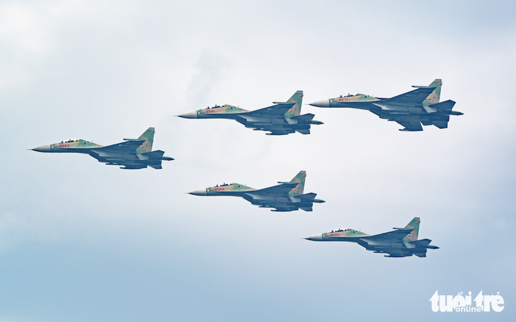 Spectacular aerial display over Hanoi’s Ba Dinh Square as preparation continues for National Day celebration