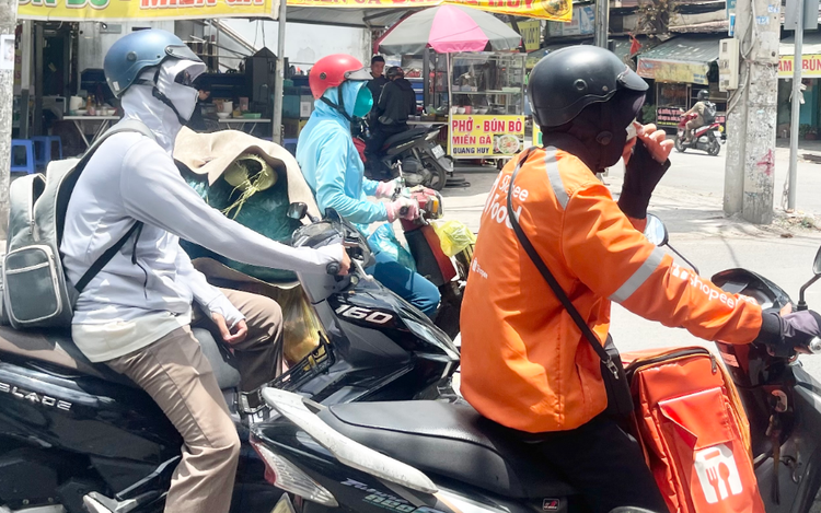 How to stay healthy during sudden weather changes in Ho Chi Minh City