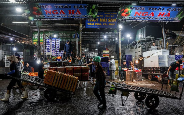 Vietnam inflation under control but pressure building, central bank governor says
