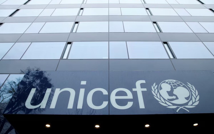 Obesity overtakes being underweight among world's young, says UNICEF
