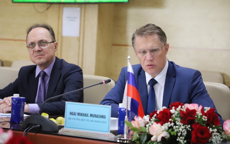 Russia proposes medical tourism cooperation with Vietnam