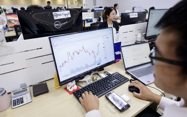 Booming IPO market in Vietnam presents opportunities, risks