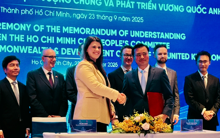 Ho Chi Minh City seeks UK expertise to implement transit-oriented development