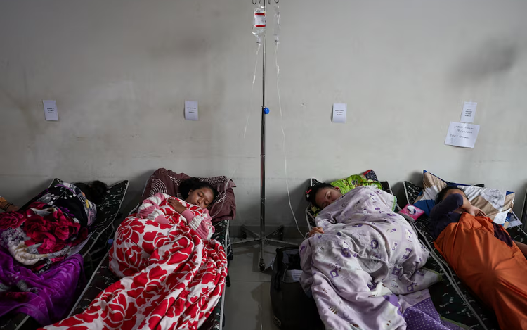 Over 1,000 Indonesians sick from school meals in more food poisoning outbreaks