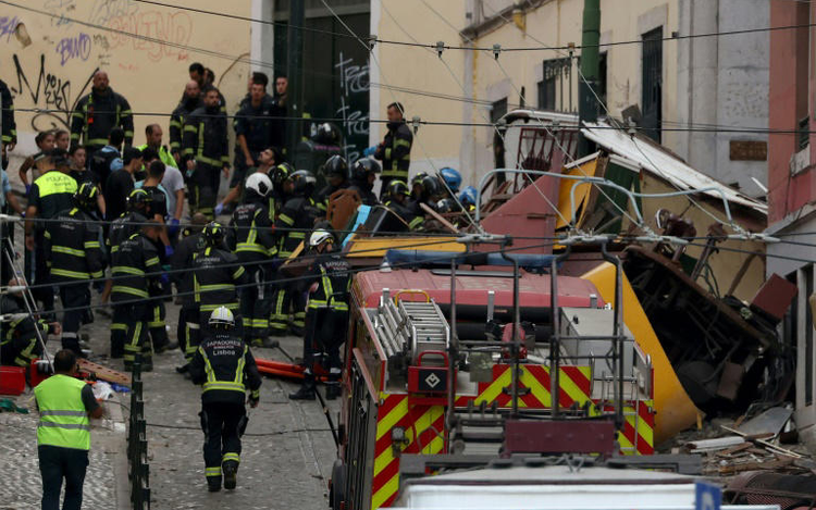At least 15 dead after Lisbon funicular derails