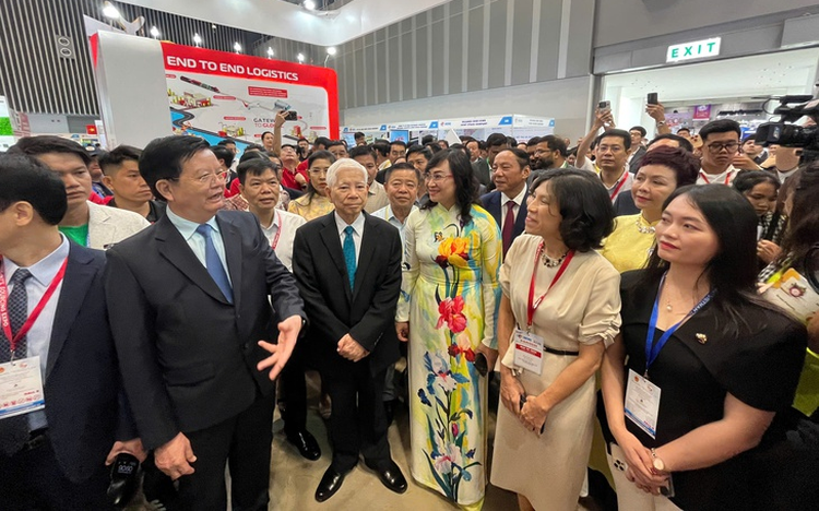 Over 450 international buyers seek partnerships at Vietnam sourcing event