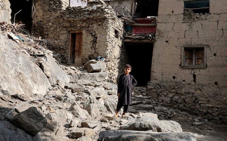 Afghan earthquake survivors refuse to return to villages, fearing landslides