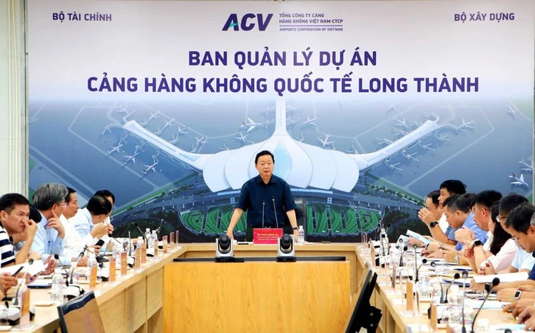 Long Thanh airport plans runway No. 1 calibration flight on September 25