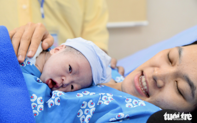 Joy overflows as newborns welcome first moments of 2026 in Ho Chi Minh City
