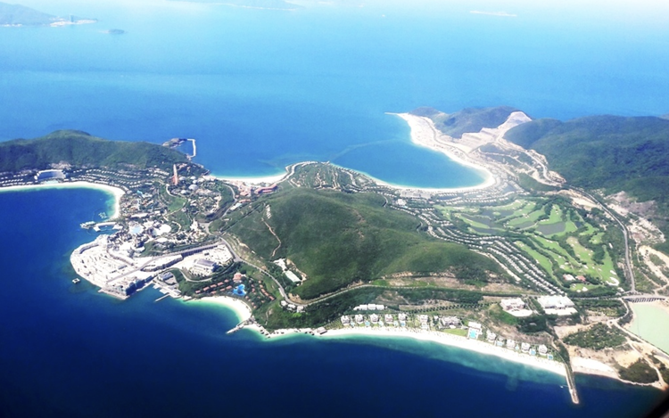Nha Trang Bay reintroduces visitor fee of up to $1.52 per entry after 16-year hiatus